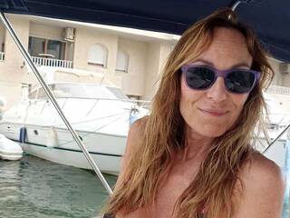 Eroottinen videokeskustelu lolamilf