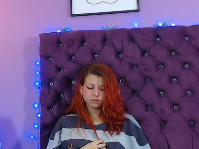 Kuvat LolaMustaine ♥♥ TONGUE PLAY ♥ Rub my face with your soft tongue and taste me♥#mistress #dom #redhead #tiny #young #skinny #feet #deepthroat #ahegao #prettyface #tattoo