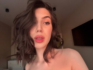 Eroottinen videokeskustelu LolaTeaseX