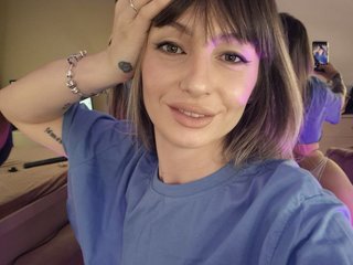 Eroottinen videokeskustelu LolaxCute