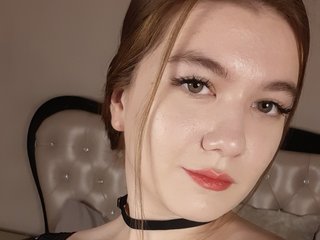 Eroottinen videokeskustelu LonaNanny