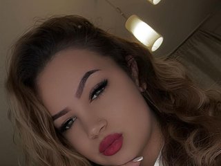 Eroottinen videokeskustelu LorennCutie