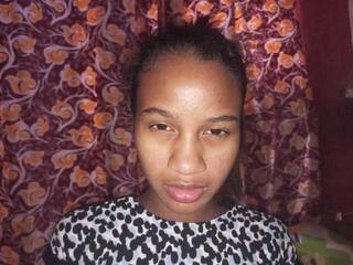 Eroottinen videokeskustelu Louane-1