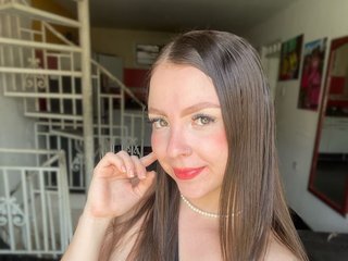 Eroottinen videokeskustelu LouiseBallen