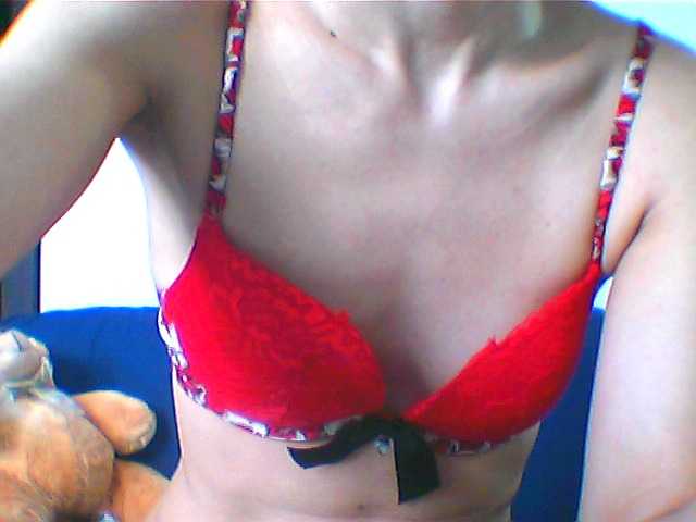 Lähettää kuvakaappauksia LovelyBlond