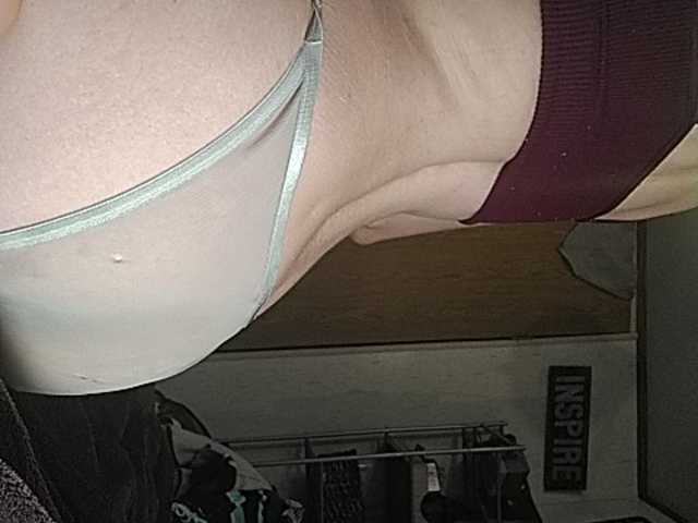 Lähettää kuvakaappauksia LovelyLakin11