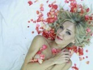 Eroottinen videokeskustelu lovelylaura