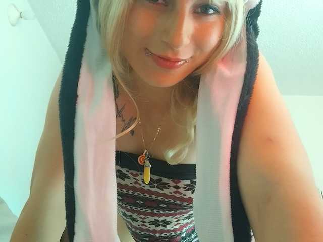 Kuva profiilista Lovelywoman02