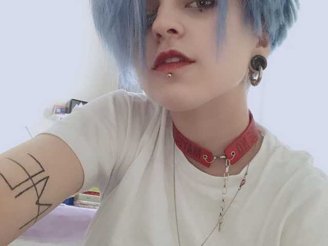 Kuva profiilista LoveMeLuvMe