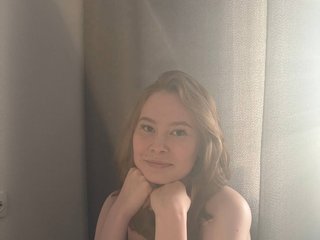 Eroottinen videokeskustelu LovePollyLove