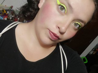 Eroottinen videokeskustelu Lucia-Williams