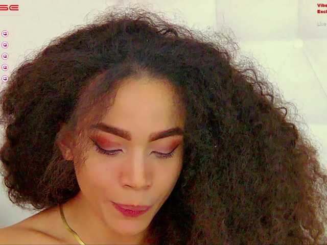 Lähettää kuvakaappauksia Lucy-Lou