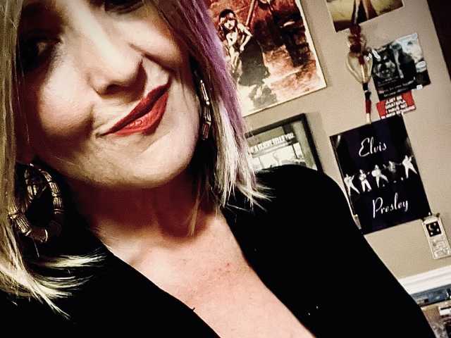 Kuva profiilista LucysLove