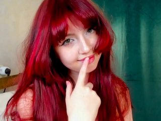 Eroottinen videokeskustelu TeenEmi