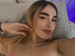 Eroottinen videokeskustelu LucyVega