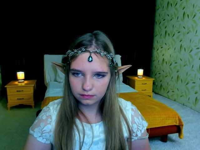 Lähettää kuvakaappauksia LunaCosplay