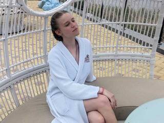 Eroottinen videokeskustelu LunaEvan