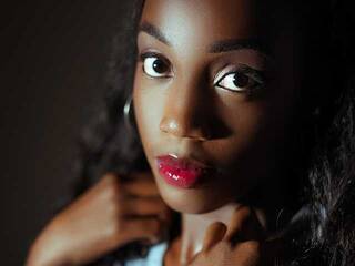 Eroottinen videokeskustelu lunayagger