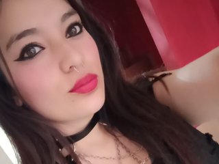 Eroottinen videokeskustelu LuxuryBlackevoll