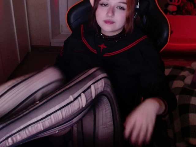 Lähettää kuvakaappauksia LylyBearrr