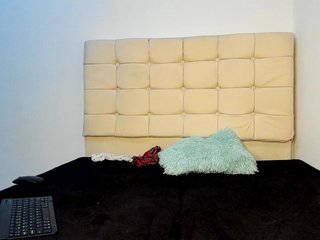 Eroottinen videokeskustelu Maddy-Stone