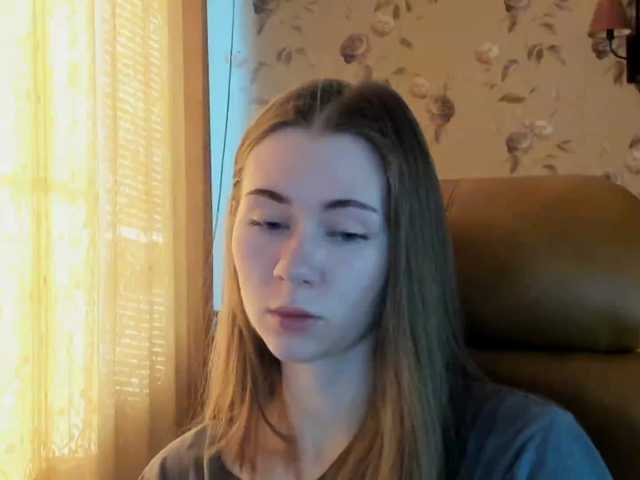 Lähettää kuvakaappauksia MadeleineEvans