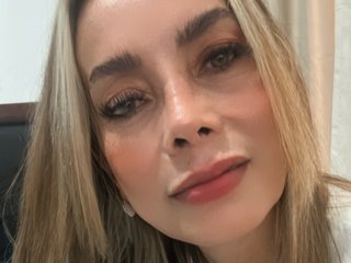 Eroottinen videokeskustelu Madelynbroke