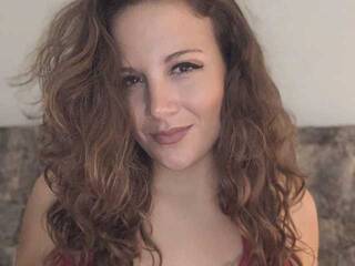 Eroottinen videokeskustelu MadisonCarter