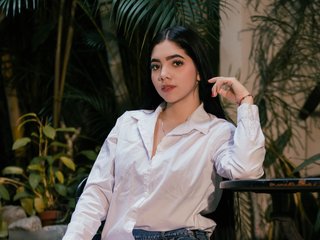 Eroottinen videokeskustelu MadisonDupont