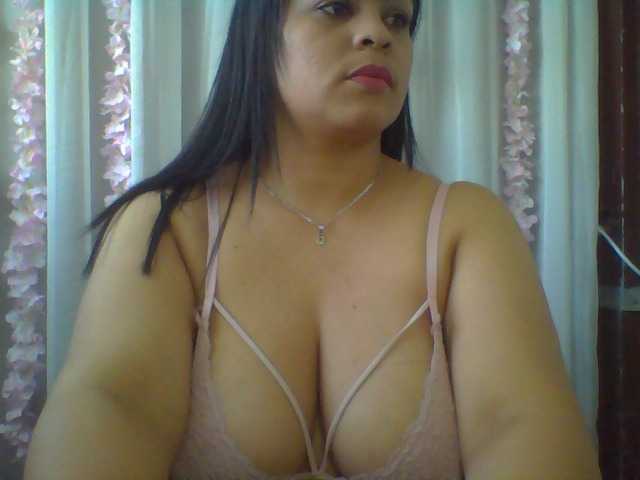 Kuvat mafersmile #latina #bigboobs #bbw #mature #mistress
