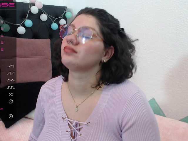 Kuvat Angijackson_ @remain for make my week happyI really like to see you on camera and see how you enjoy it for me, I want to see how your cum comes out for meMake me feel like a queen and you will be my kingFav vibs 44, 88 and 111 Make me squirt rigth now for 654 tkn