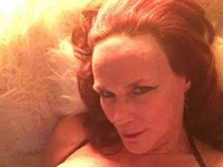 Eroottinen videokeskustelu MagicBarbie