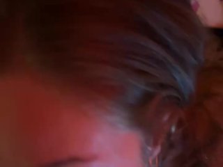 Eroottinen videokeskustelu MiraLuna