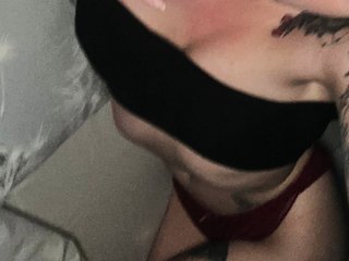 Eroottinen videokeskustelu MargoWavexx