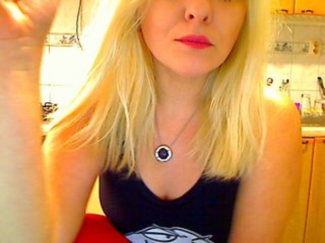 Lähettää kuvakaappauksia HentaiXoX