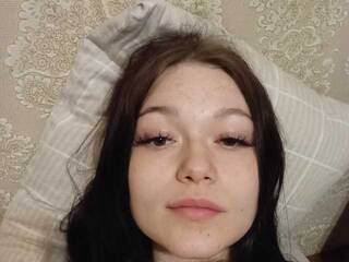 Eroottinen videokeskustelu Marihaklubnika