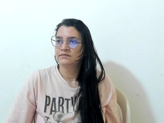 Eroottinen videokeskustelu MARILYNG