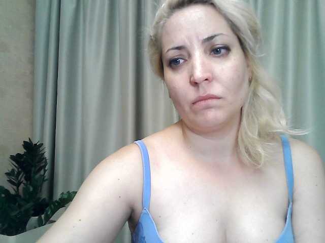 Kuvat mariska-kiska look at camera 25, show nipple 20, show breast 40, open pussy 50, open ass 70, undress and show my holes 100 tokens