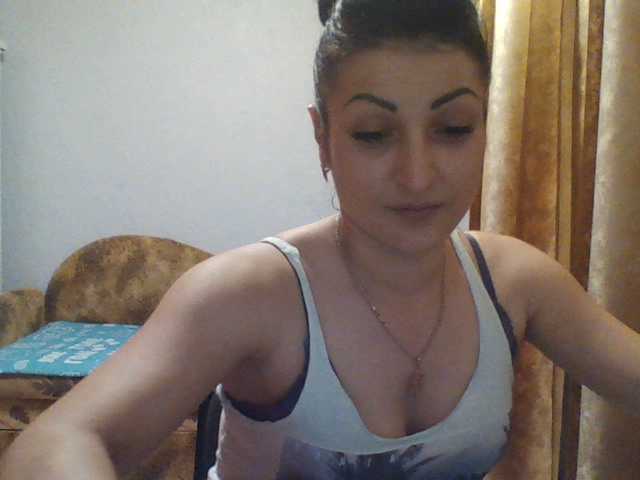 Kuvat Mariya85 Add to friends 6 tok Open your camera 8 tok Private message to you 10 tok