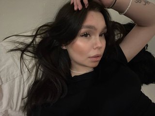 Eroottinen videokeskustelu MaryMayven