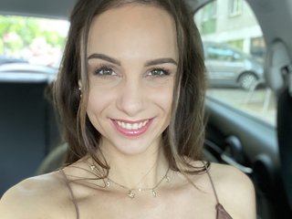 Eroottinen videokeskustelu MaryWet