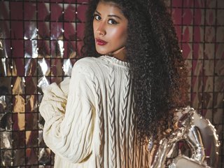 Eroottinen videokeskustelu MaskGirl