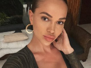 Eroottinen videokeskustelu MATA-HARI1