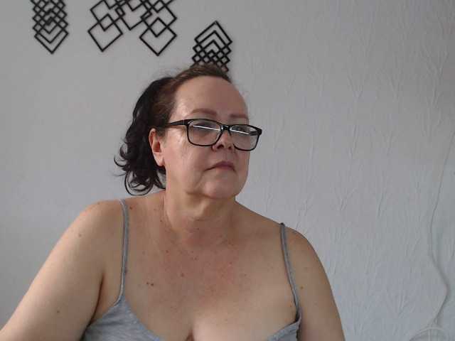 Kuvat maturekarime Mature woman hairy and bbw,: tits 30, pussy 35, ass 25, all naked 100, masturbate and cum 120