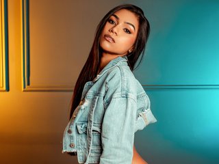 Eroottinen videokeskustelu MauraGray