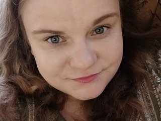 Eroottinen videokeskustelu Mavkas2025