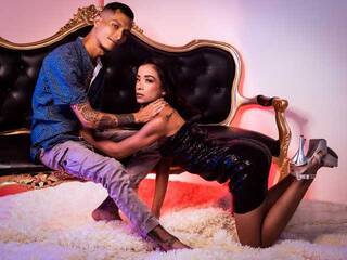 Eroottinen videokeskustelu MaxandAnnie