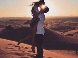 Eroottinen videokeskustelu Maxsneishan