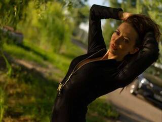 Eroottinen videokeskustelu MayaHipnoteyes