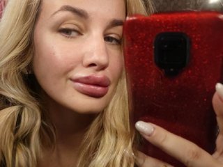 Eroottinen videokeskustelu MayaMonroe